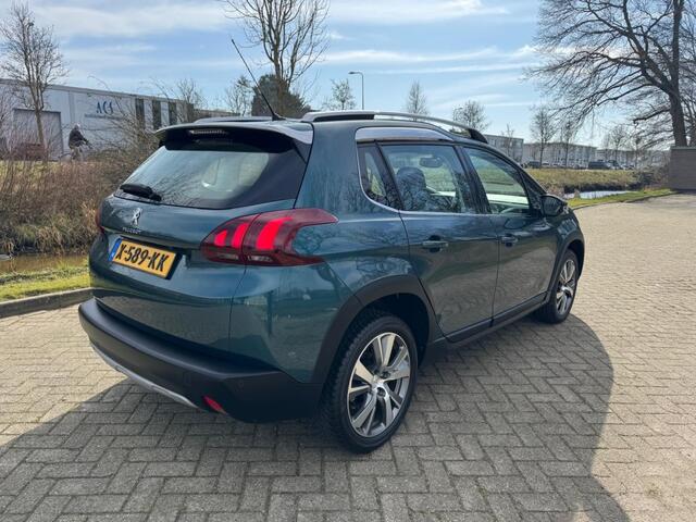 Peugeot 2008 1.2 Turbo ALLURE -Climate-Cruise Control