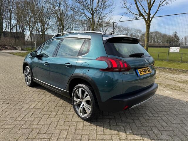 Peugeot 2008 1.2 Turbo ALLURE -Climate-Cruise Control