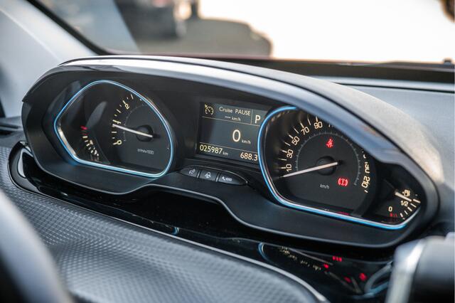 Peugeot 2008 1.2 PureTech Allure | automaat | Pack Connect