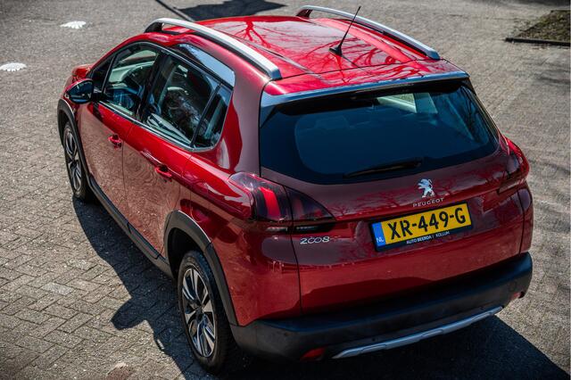 Peugeot 2008 1.2 PureTech Allure | automaat | Pack Connect