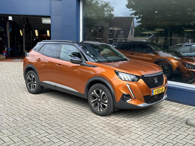 Peugeot 2008 1.2 Turbo 130 PK GT-Line | Navigatie | Climate Control | LED Verlichting | All Season Banden| Stoelverwarming | Parkeersensoren | Camera | Luxe Uitvoering | Zwart Dak |
