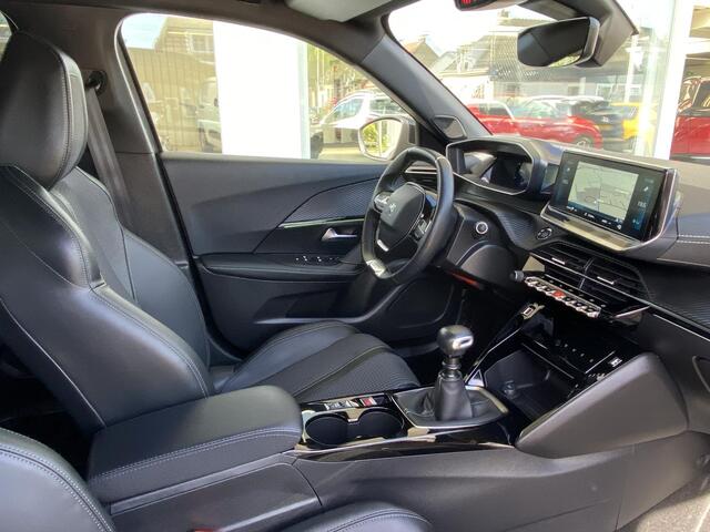 Peugeot 2008 1.2T 130pk GT | Keyless Entry | Achteruitrijcamera | Navigatie | Adaptieve Cruise Control | Zeer nette auto!