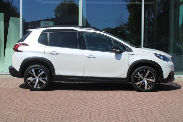 Peugeot 2008 1.2 PureTech 110pk GT-Line Automaat 21.639KM!! - NAVIGATIE