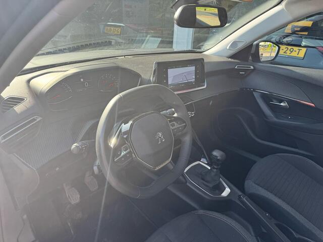 Peugeot 2008 1.2 PureTech Active Pack
