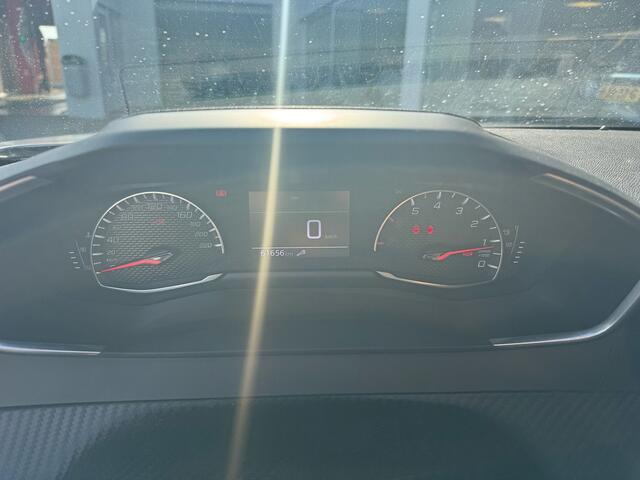 Peugeot 2008 1.2 PureTech Active Pack