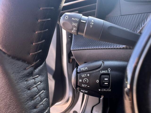 Peugeot 2008 1.2 PureTech Active Pack