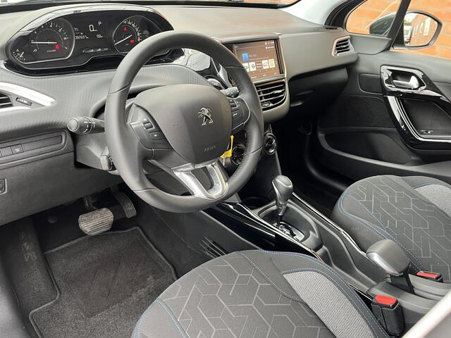Peugeot 2008 PureTech 110 EAT6 Signature | Automaat | Carplay/Android Auto | Navigatie |
