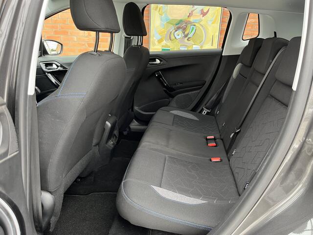 Peugeot 2008 PureTech 110 EAT6 Signature | Automaat | Carplay/Android Auto | Navigatie |