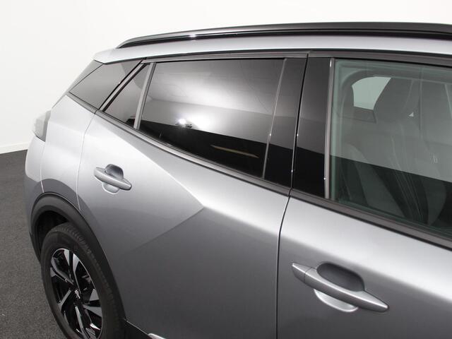 Peugeot 2008 1.2 PureTech Allure Climate control Cruise control LED Achteruitrijcamera Navigatie Apple Carplay/ Android Auto
