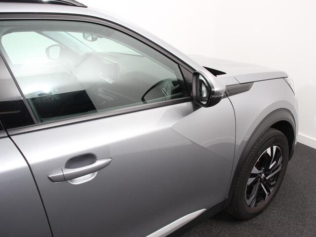 Peugeot 2008 1.2 PureTech Allure Climate control Cruise control LED Achteruitrijcamera Navigatie Apple Carplay/ Android Auto