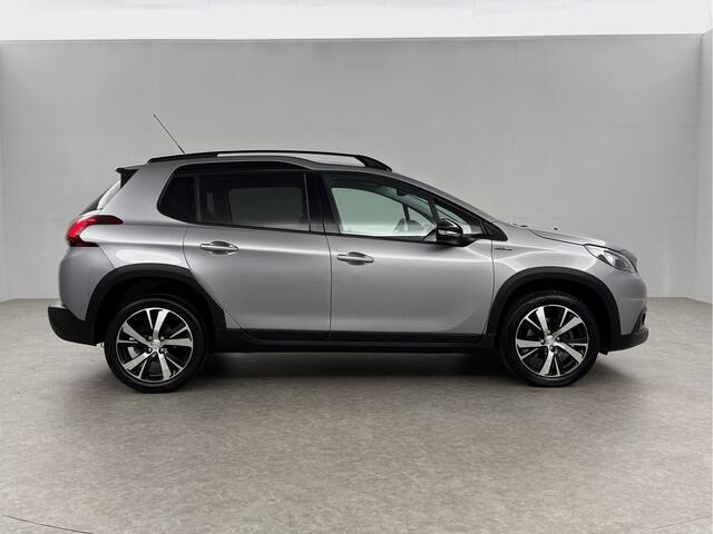 Peugeot 2008 1.2 110PK PureTech GT-Line Sfeerverl. Camera Carplay LED Pano Trekhaak Clima Cruise Navi PDC 17''LMV