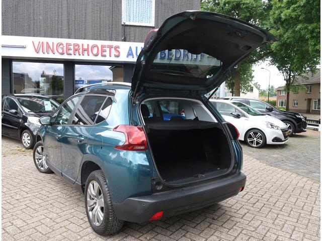 Peugeot 2008 1.2 Benzine * Style Edition * Navigatie * Cruise Control * Parkeersensoren * Climate Control * L.M. Velgen * Vingerhoets; Vierde Generatie Eersteklas Service !