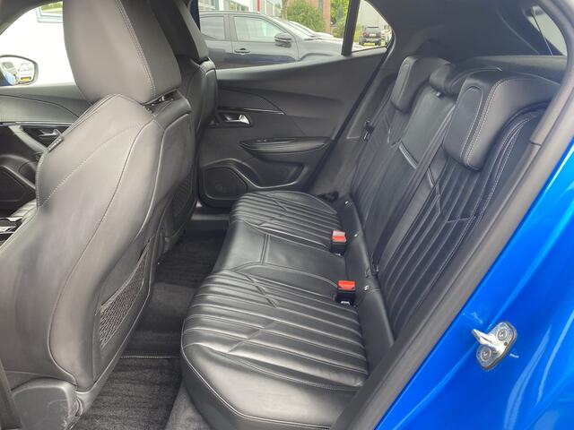 Peugeot 2008 1.2 PureTech GT Pack 150PK Automaat Leder Massage Stoel NL Auto Navi Carplay Bi-Tone