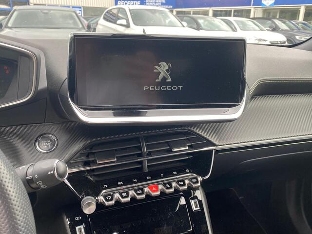 Peugeot 2008 1.2 PureTech GT 131pk / LED / Navi / CarPlay / Trekhaak / 4S band