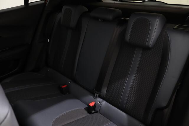 Peugeot 2008 1.2 PURETECH 130PK ALLURE EAT8 | Navi | Camera | Clima | Cruise