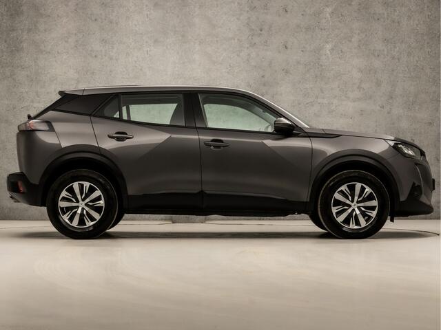Peugeot 2008 1.2 PureTech Sport (APPLE CARPLAY, GROOT NAVI, 360 CAMERA, STOELVERWARMING, LANE ASSIST, SPORTSTOELEN, LED KOPLAMPEN, CRUISE, NIEUWE APK, NIEUWSTAAT)
