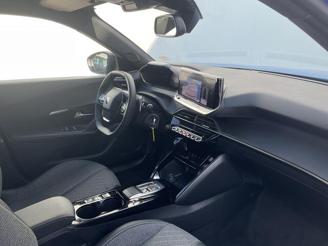 Peugeot 2008 1.2 PureTech 130 Allure Automaat 360cam Carplay Nav/Cruise Blue Beauty!