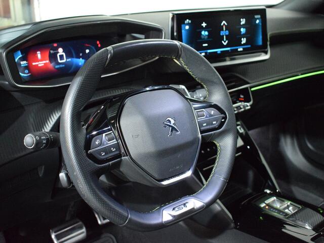 Peugeot 2008 1.2 Turbo 130pk GT Pack AUTOMAAT | NAVIGATIE | CARPLAY | ACHTERUITRIJCAMERA MET SENSOREN | VERWARMBARE VOORSTOELEN | 26.509km