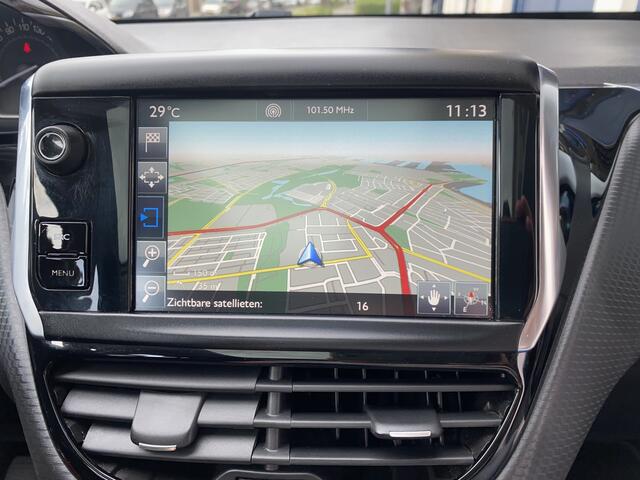 Peugeot 2008 1.2 PureTech Blue Lion NAVI/PANO/AIRCO/CRUISE/NL AUTO