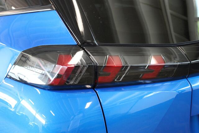 Peugeot 2008 1.2 PureTech Allure Pack | Incl. 12 maanden garantie | Cruise control | Climate control | Apple carplay/Android auto | DAB radio | Navigatie | Parkeercamera |