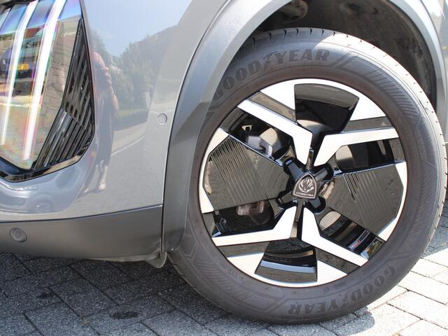 Peugeot 2008 GT 1.2 PureTech 130PK EAT8 Automaat Navigatie, Rondomzichtcamera, Keyless, Alcantara, Massage, Stoelverwarming