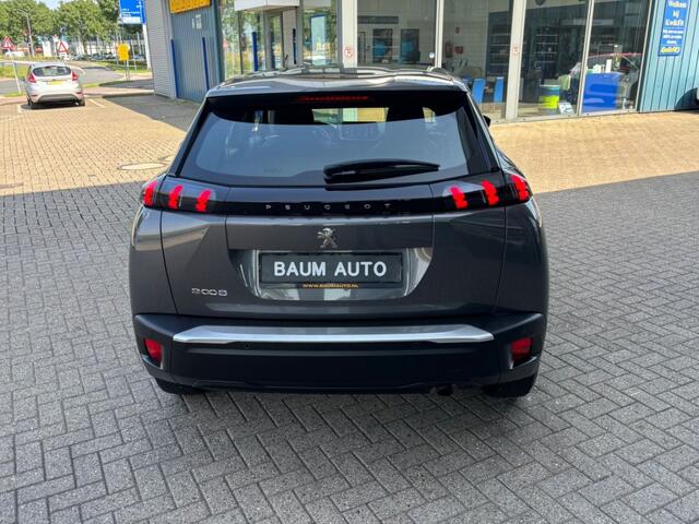 Peugeot 2008 1.2 PURE TECH ACTIVE AIRCO NAVI CRUISE.