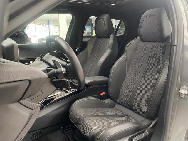 Peugeot 2008 1.2 Hybrid 136PK GT Aut. Pano-Schuifdak, Adaptieve Cruise Contro