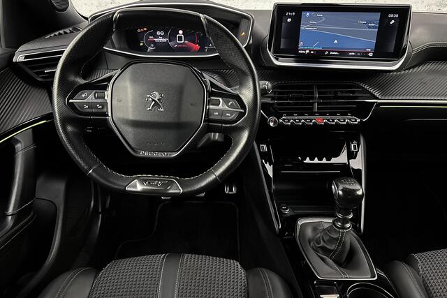 Peugeot 2008 1.2 PureTech GT-Line | Half leder | LED | Camera | Apple carplay | Sportstoelen