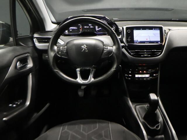 Peugeot 2008 1.2 PureTech Allure [NAVIGATIE, APPLE CARPLAY, ANDROID, CLIMATE CONTROL, PARKEERSENSOR, CRUISE CONTROL, NIEUWSTAAT]