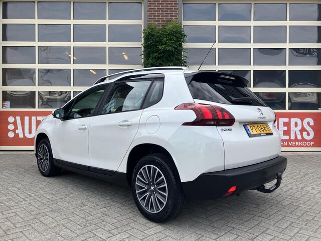 Peugeot 2008 1.2 PureTech Blue Lion | Trekhaak | Panoramadak | Navi | CarPlay | 02-2025 motorrevisie gehad! |