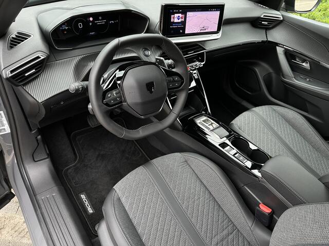 Peugeot 2008 1.2 PureTech 130pk Automaat Allure l ACC l CAMERA l DIGI-DASH l ECC l LED l NAVI l 18.000km