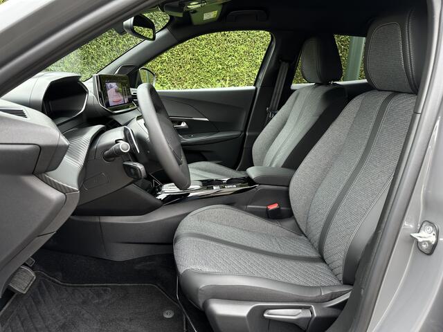 Peugeot 2008 1.2 PureTech 130pk Automaat Allure l ACC l CAMERA l DIGI-DASH l ECC l LED l NAVI l 18.000km