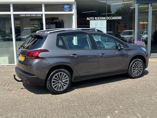Peugeot 2008 1.2 PURETECH ACTIVE AUTOM TREKH