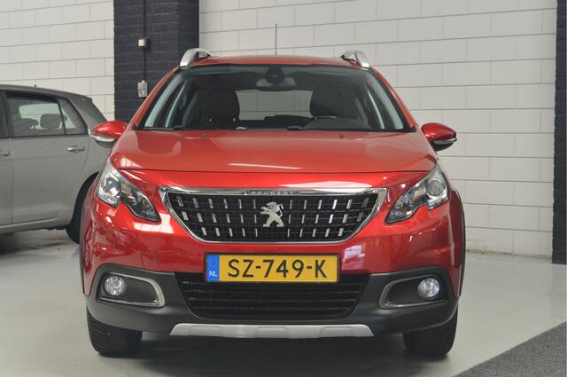 Peugeot 2008 1.2 PureTech Allure // AUTOMAAT // 104.000 km // CLIMA // CRUISE // TREKHAAK // DEALER ONDERHOUDEN //