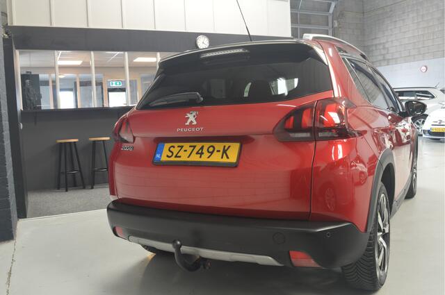 Peugeot 2008 1.2 PureTech Allure // AUTOMAAT // 104.000 km // CLIMA // CRUISE // TREKHAAK // DEALER ONDERHOUDEN //
