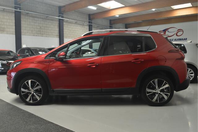 Peugeot 2008 1.2 PureTech Allure // AUTOMAAT // 104.000 km // CLIMA // CRUISE // TREKHAAK // DEALER ONDERHOUDEN //