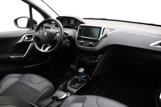 Peugeot 2008 1.2 PureTech Allure | Navigatie | Climate Control | Panoramadak | Parkeercamera/-sensoren | Cruise Control | Privacy Glass |