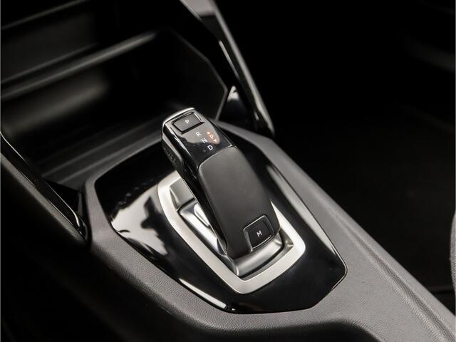 Peugeot 2008 1.2 PureTech Sport Automaat (APPLE CARPLAY, GROOT NAVI, 360 CAMERA, LM VELGEN, SPORTSTOELEN, CRUISE, LANE ASSIST, NIEUWE APK, NIEUWSTAAT)