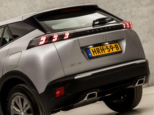 Peugeot 2008 1.2 PureTech Sport Automaat (APPLE CARPLAY, GROOT NAVI, 360 CAMERA, LM VELGEN, SPORTSTOELEN, CRUISE, LANE ASSIST, NIEUWE APK, NIEUWSTAAT)