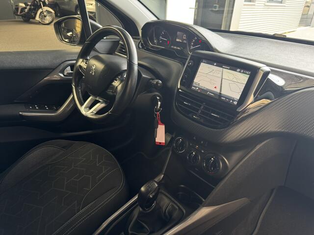 Peugeot 2008 1.2 PureTech Active Airco Cruise-Control CarPlay