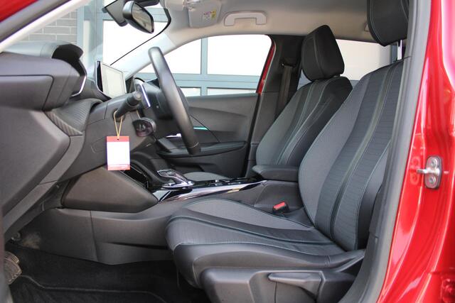 Peugeot 2008 1.2 PureTech Allure Automaat, Trekhaak, Airco, Navigatie, Applecarpl./Andr. Auto