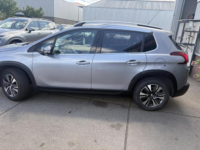 Peugeot 2008 1.2 PureTech Allure
