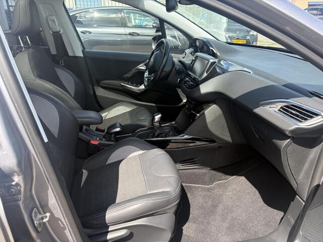 Peugeot 2008 1.2 PureTech Allure