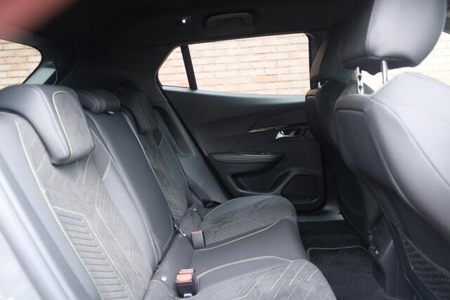 Peugeot 2008 1.2 PureTech 130pk EAT8 GT Pack | Navi | Adaptive Cruise | Full LED | Keyless | Alcantara | Camera | PDC
