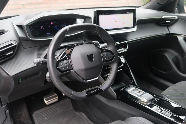 Peugeot 2008 1.2 PureTech 130pk EAT8 GT Pack | Navi | App Connect | Adaptive Cruise | Keyless | Alcantara | Camera | PDC