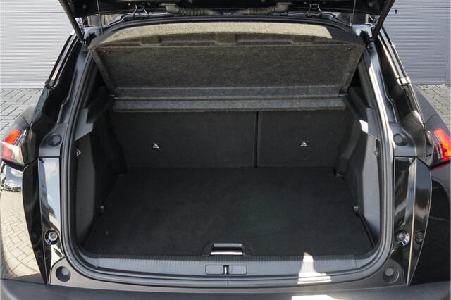 Peugeot 2008 1.2 PureTech GT Pack 130PK Pano CarPlay Trekhaak 1e Eig