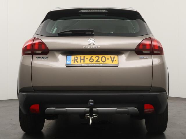 Peugeot 2008 1.2 PureTech Blue Lease Executive - Trekhaak - Parkeersensoren A + Camera - Cruise Control - Airco