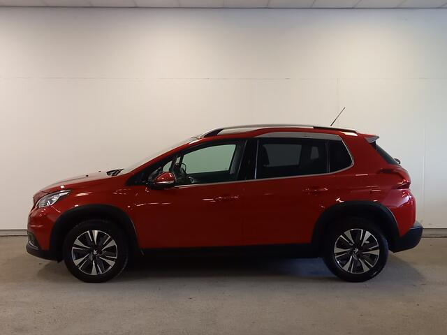 Peugeot 2008 1.2 PureTech Allure Automaat | Trekhaak | Panorama dak | Stoelverwarming |