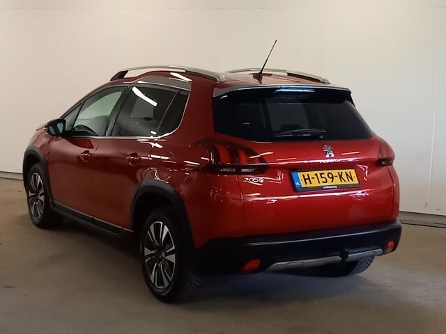 Peugeot 2008 1.2 PureTech Allure Automaat | Trekhaak | Panorama dak | Stoelverwarming |