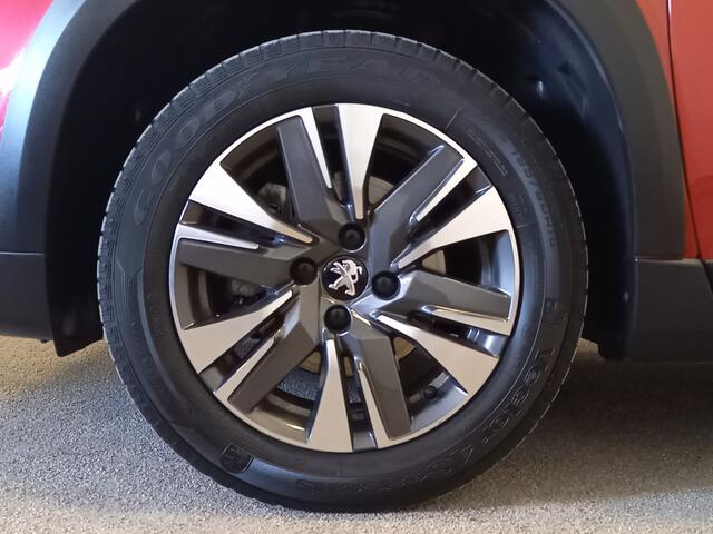 Peugeot 2008 1.2 PureTech Allure Automaat | Trekhaak | Panorama dak | Stoelverwarming |